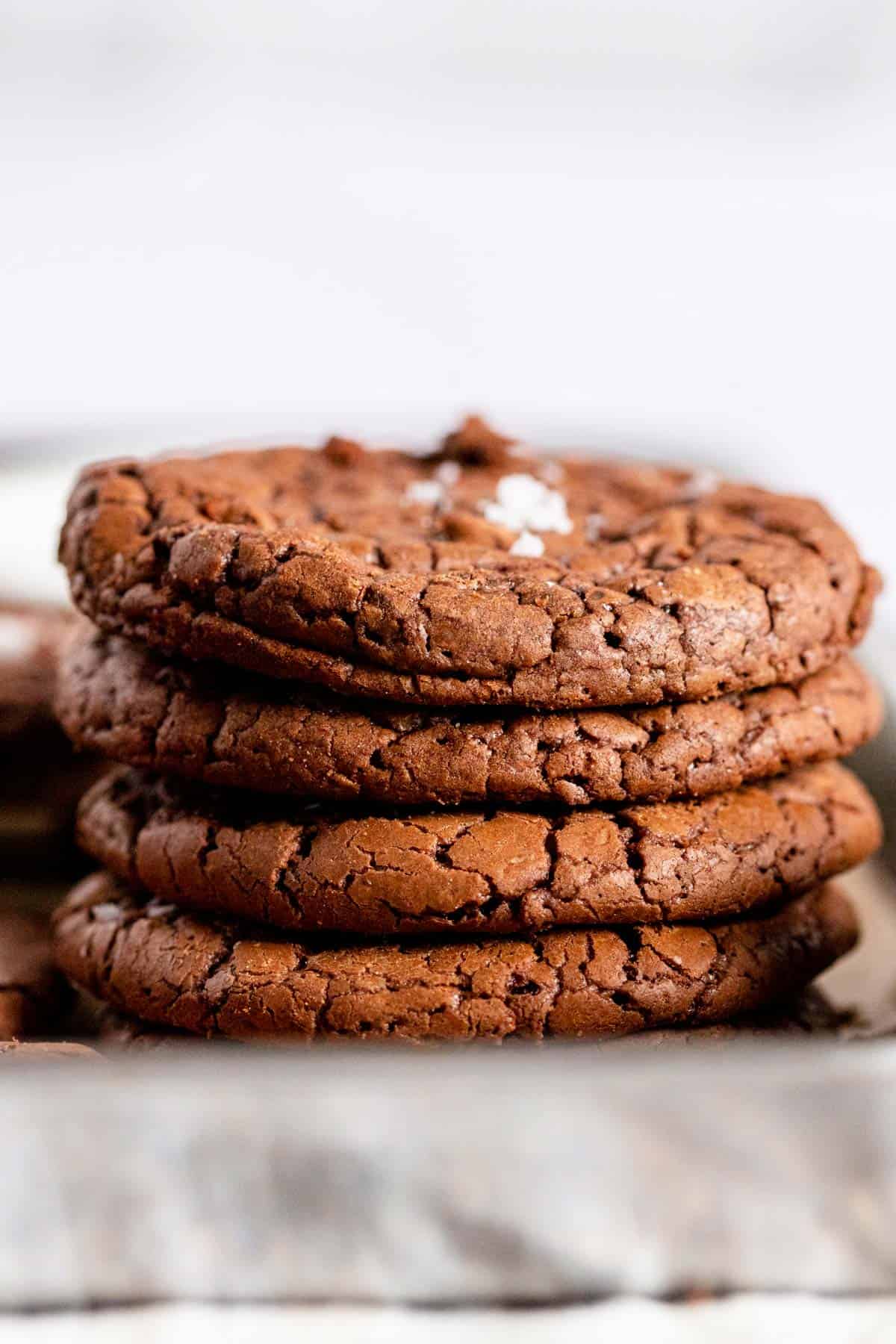 a stack tower of Brownie Crinkle Cookies