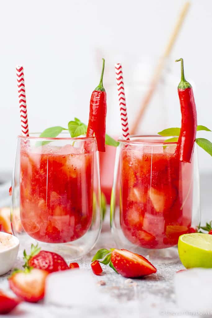 strawberry agua de fresca