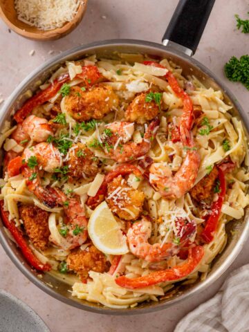 skillet chicken carbonara with bell peppers, shrimp and past