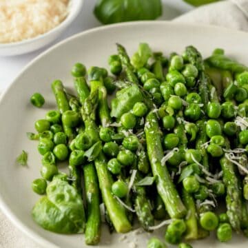 pan fried asparagus with peas