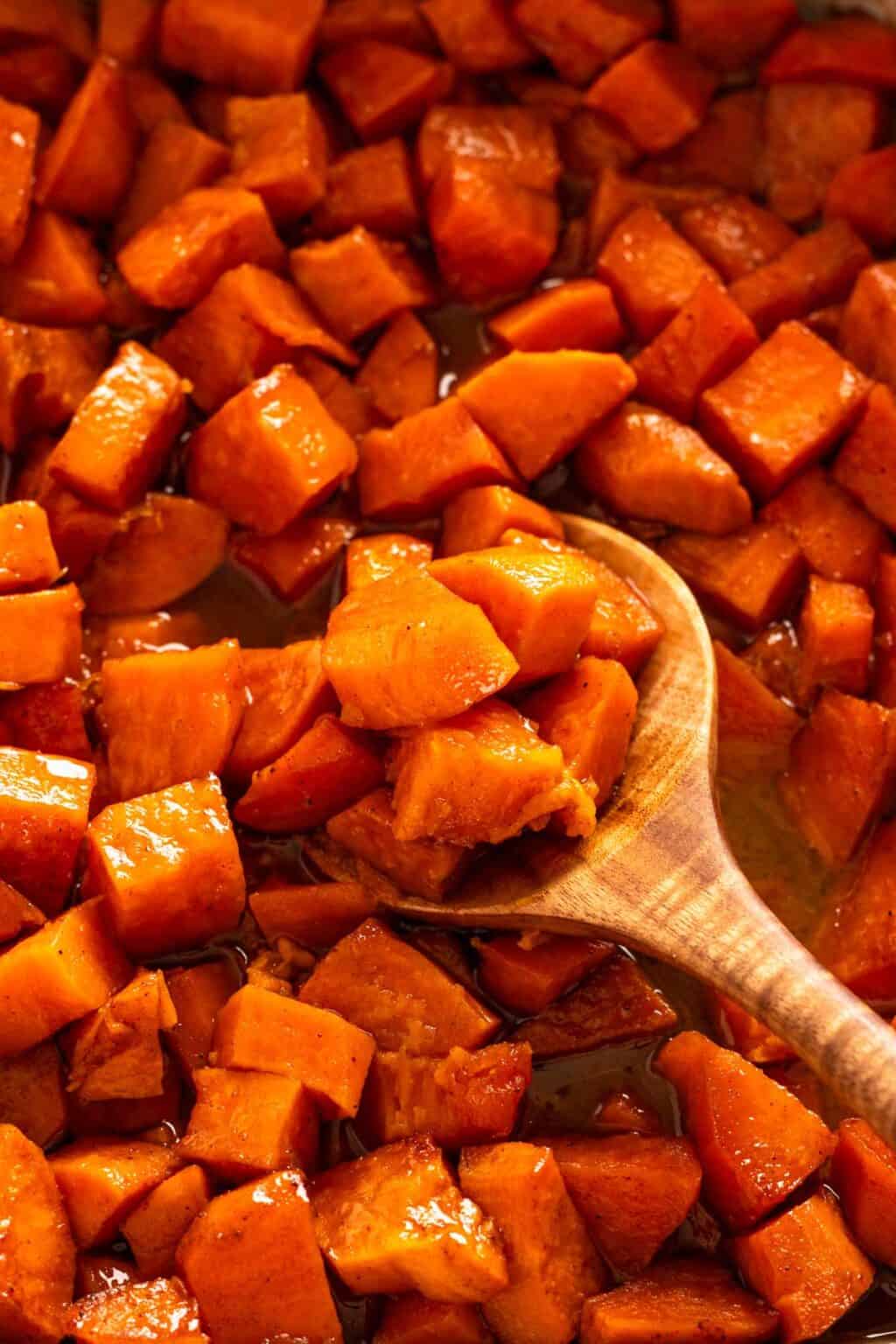 Old Fashioned Candied Sweet Potatoes