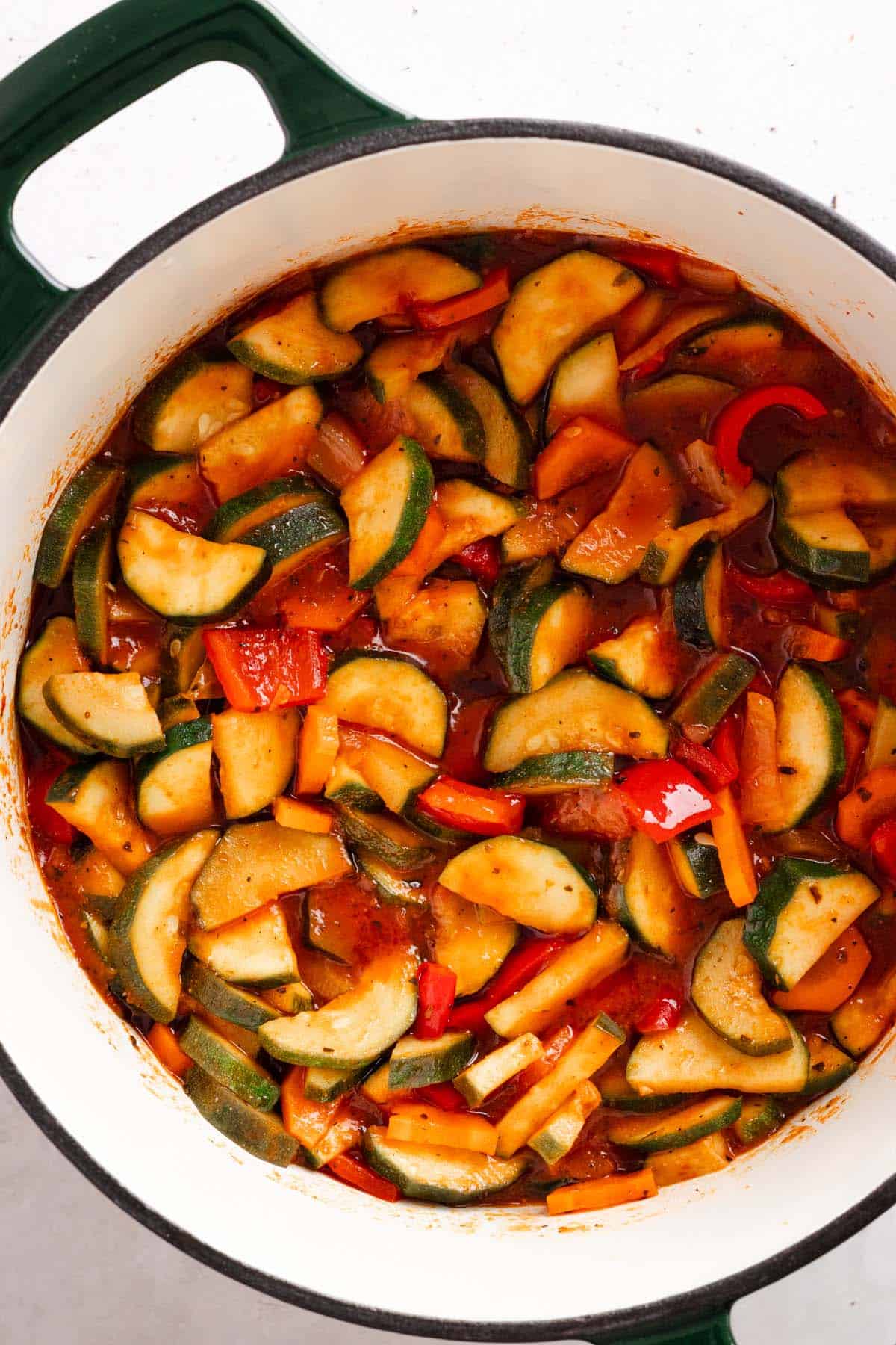 Zucchini stew recipe.